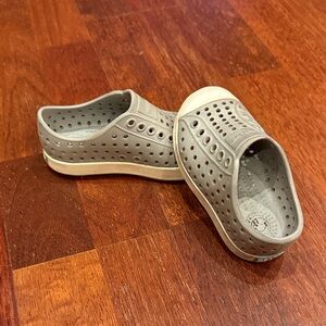 Native Kids Gray Water Shoes